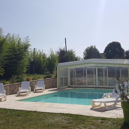 Gite De La Pouvellerie Fossemagne Exteriér fotografie